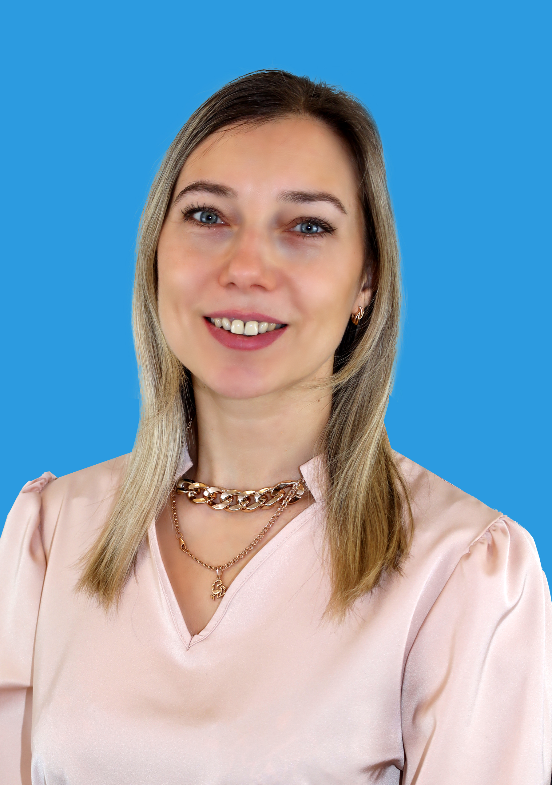 Инструктор по физической культуре Лаптева Елена Евгеньевна.